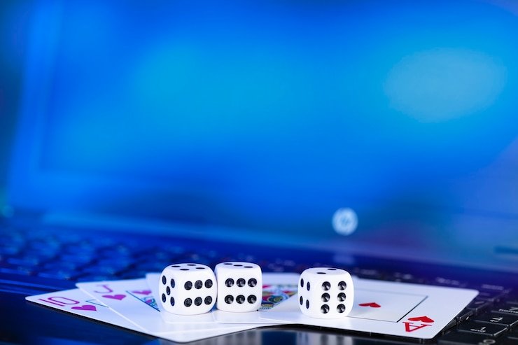Pengingat ulasan platform untuk dewasa 18 plus
